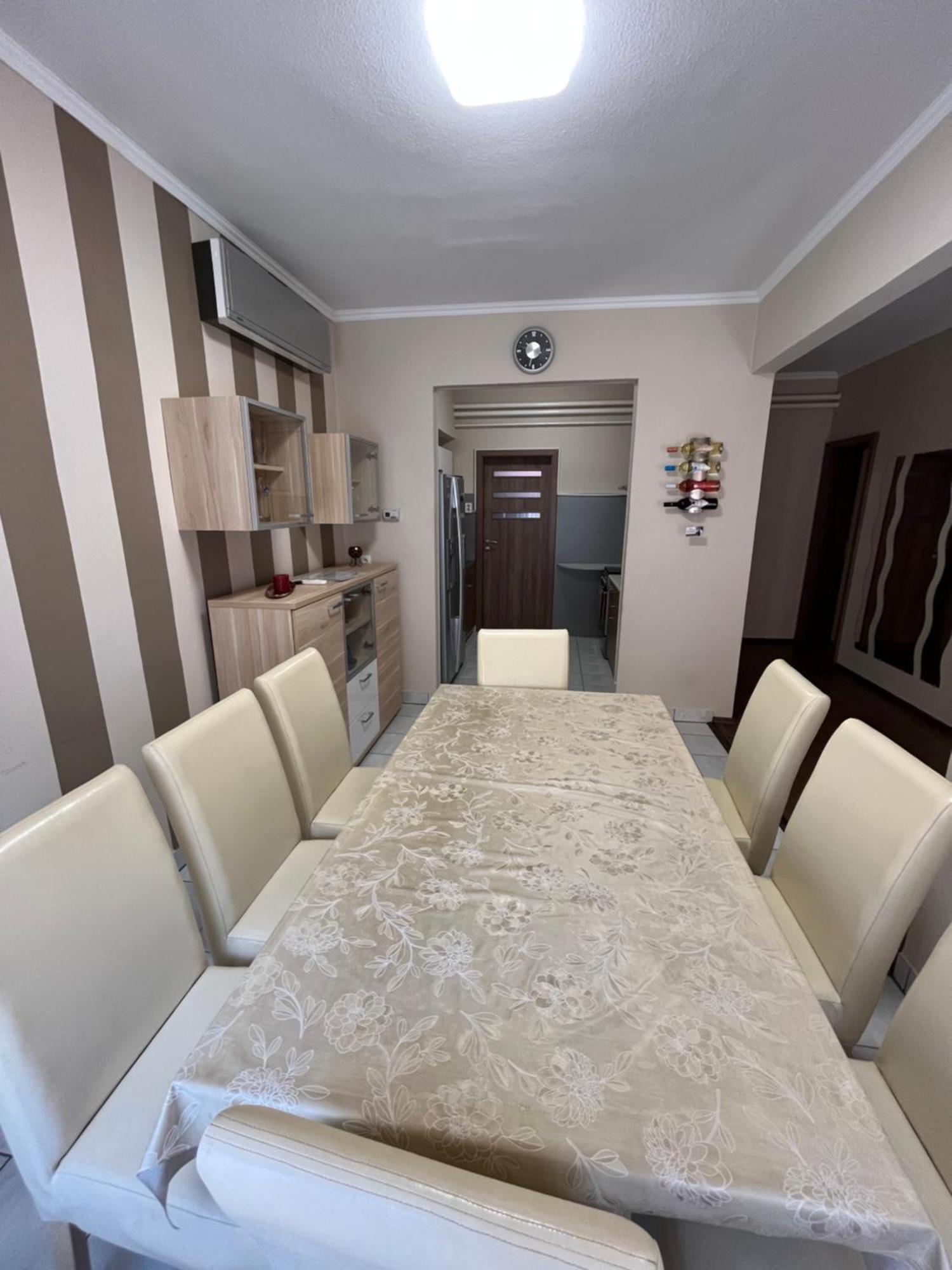 Vass Bor Vendeghaz Apartment Кишкьорьош Екстериор снимка